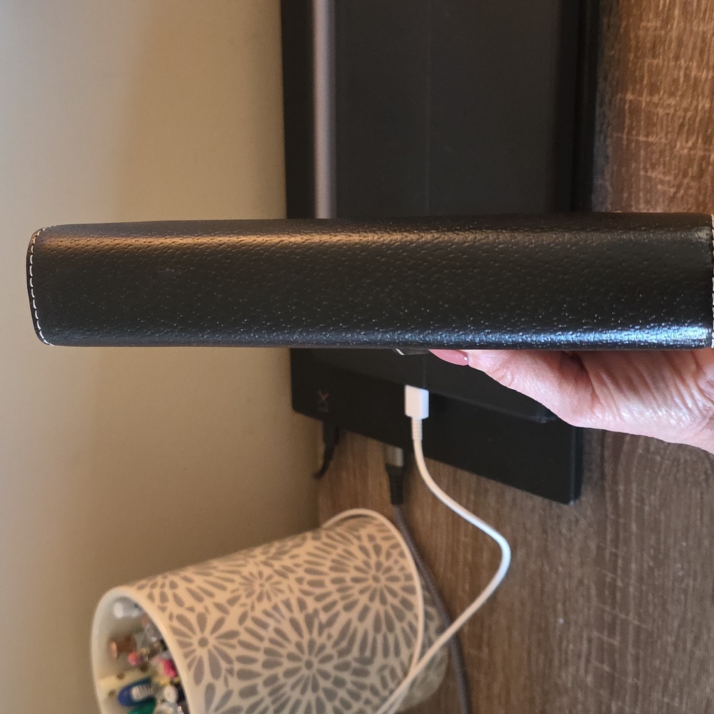 Kate Spade Black Leather Planner Agenda - Picture 5 of 10